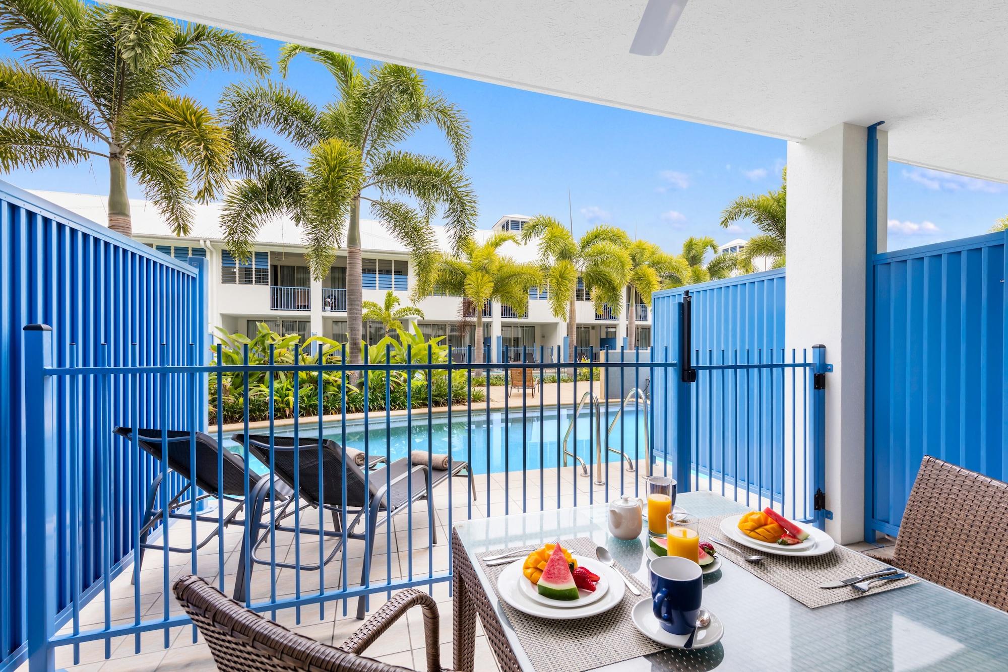 Silkari Lagoons Port Douglas Aparthotel Exterior photo