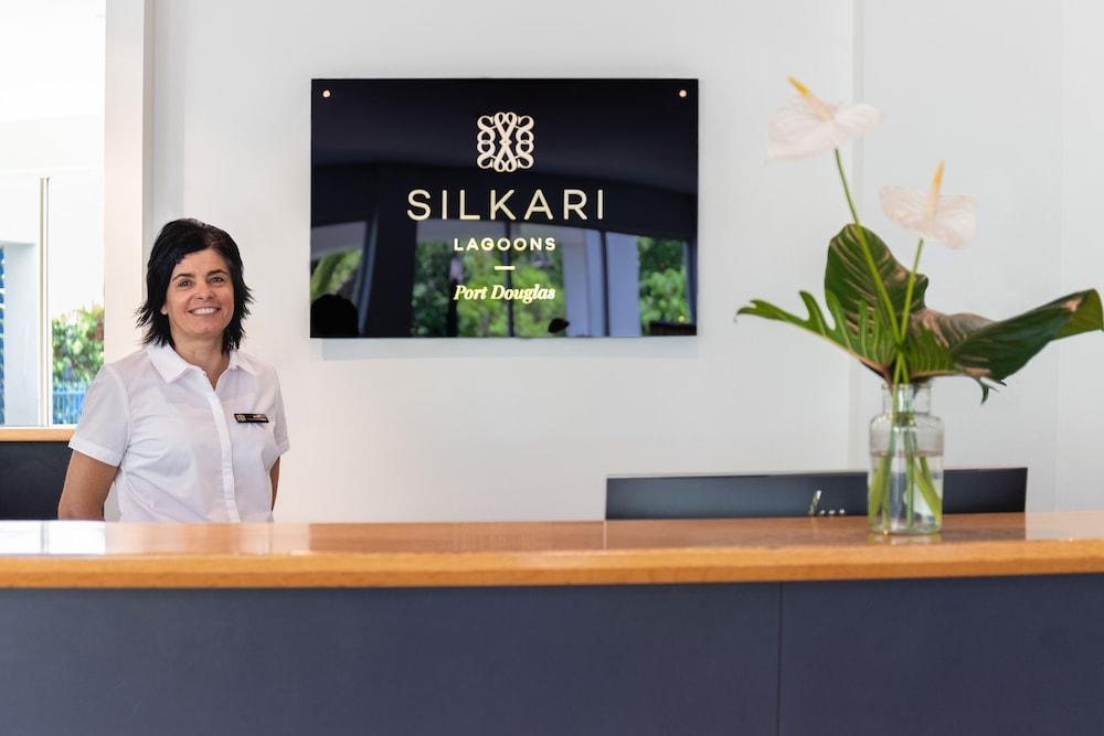 Silkari Lagoons Port Douglas Aparthotel Exterior photo