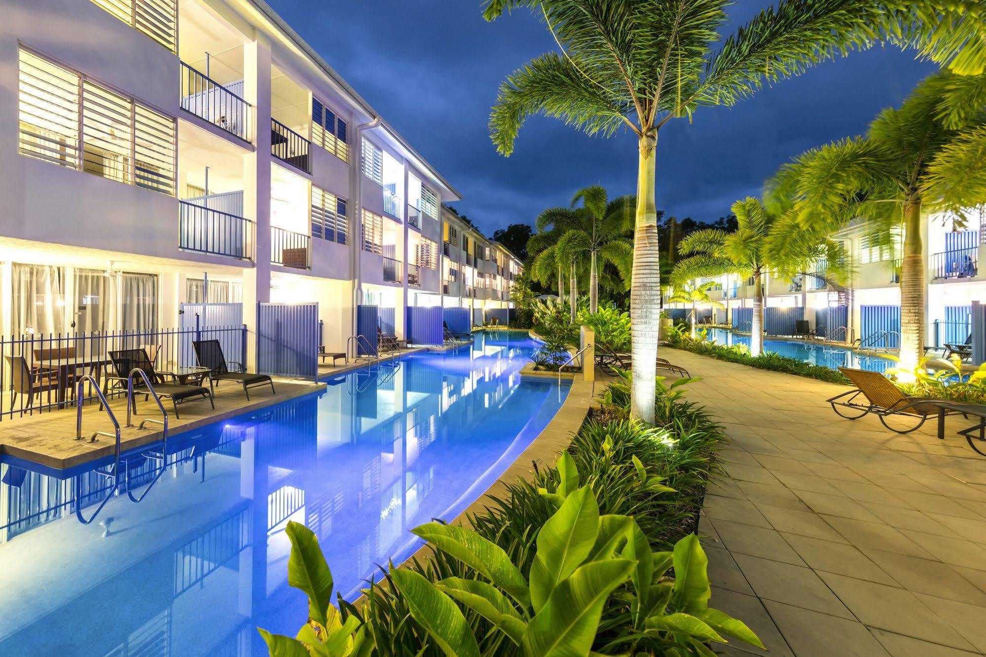 Silkari Lagoons Port Douglas Aparthotel Exterior photo